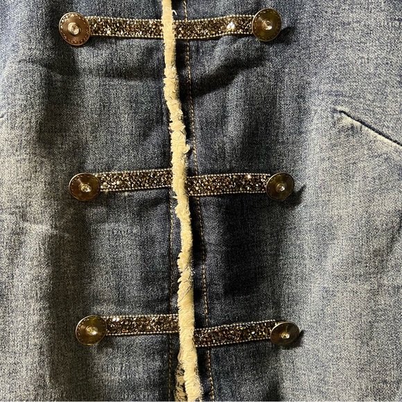 𝓢𝓞𝓛𝓓! 
Tempo Paris Military Style Jean Jacket - Picture 5 of 8